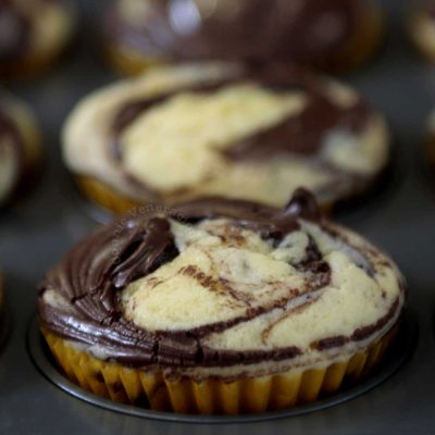 Self-frosting Nutella cupcakes