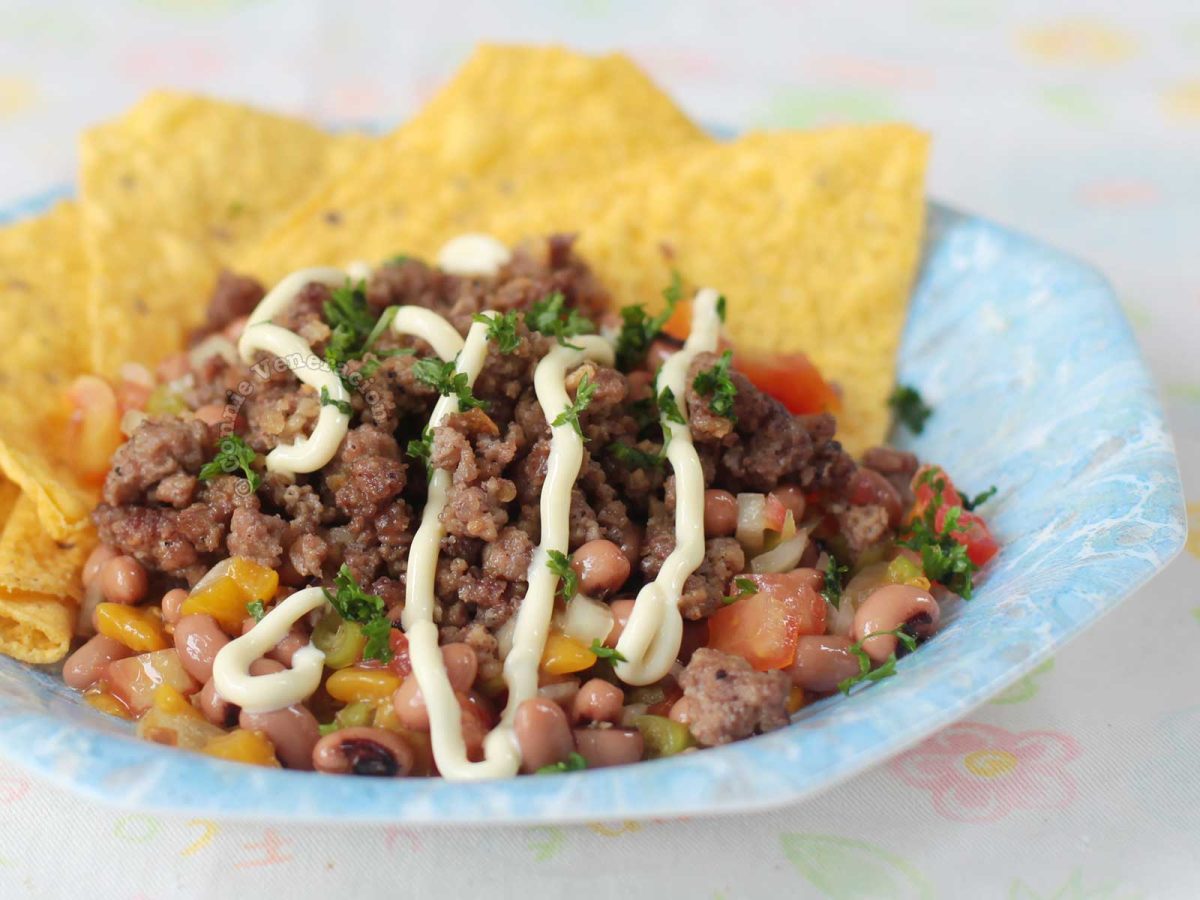Beef and Bean Salad with Tortilla Chips