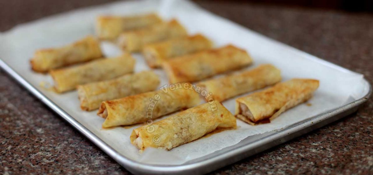 Baked apple spring rolls fresh from the oven
