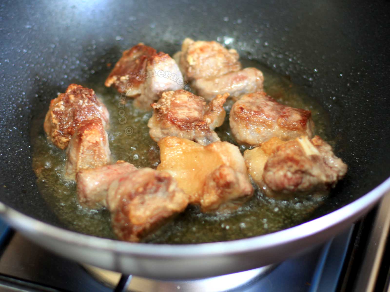 When browning meat, use a potato masher to break the meat up : r