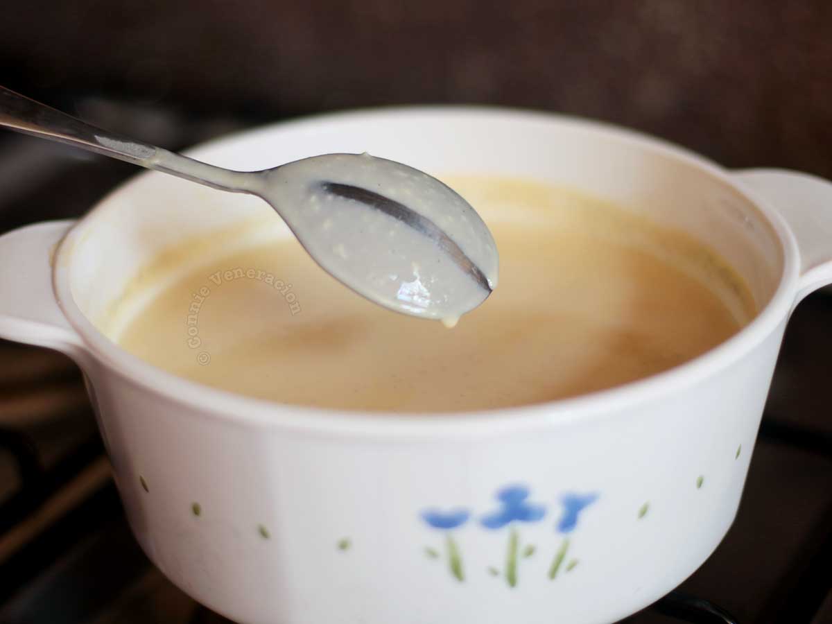 Illustration of custard thick enough to coat the back of a spoon