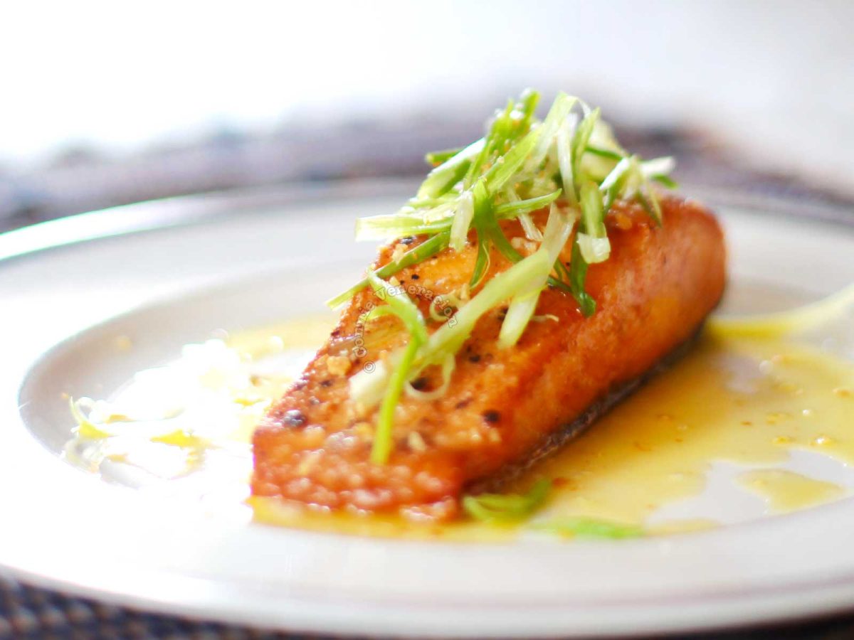 Pan-grilled Salmon With Lemon-butter-garlic Sauce Garnished with Scallions