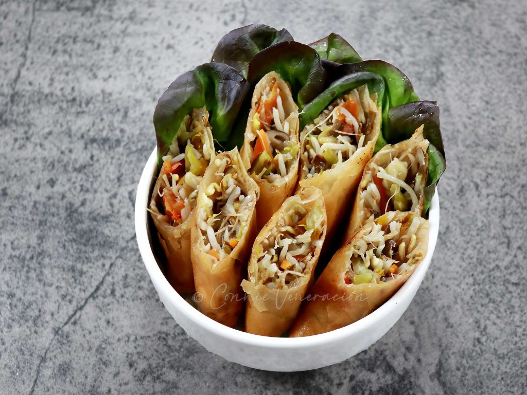 Mung bean sprouts spring rolls and lettuce