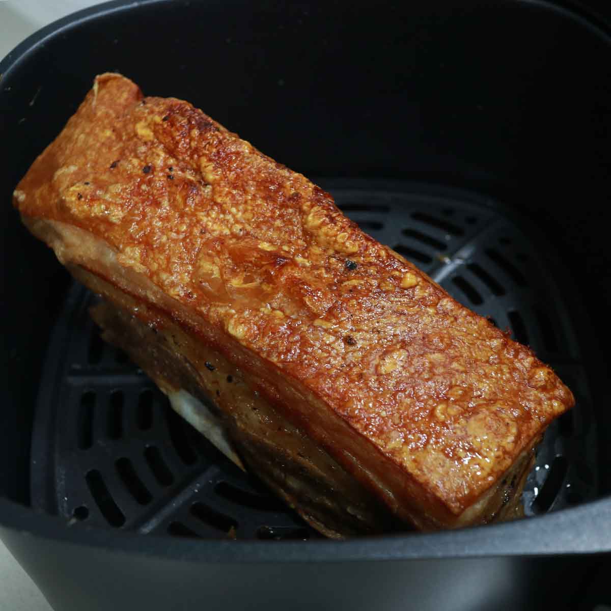 Crispy pork belly in air fryer