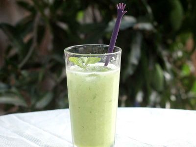 Cucumber and mint smoothie