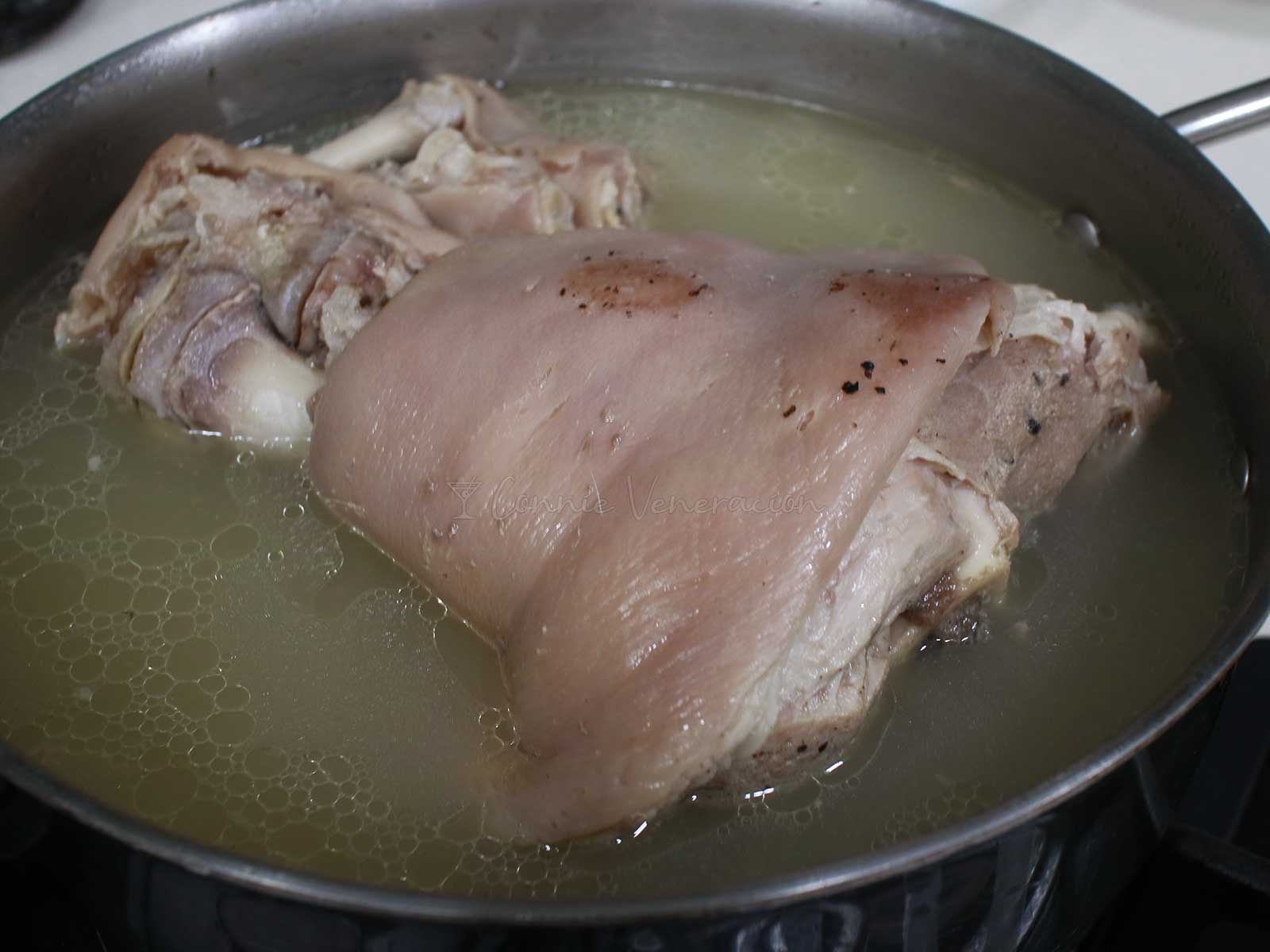 Air fried crispy pork hock