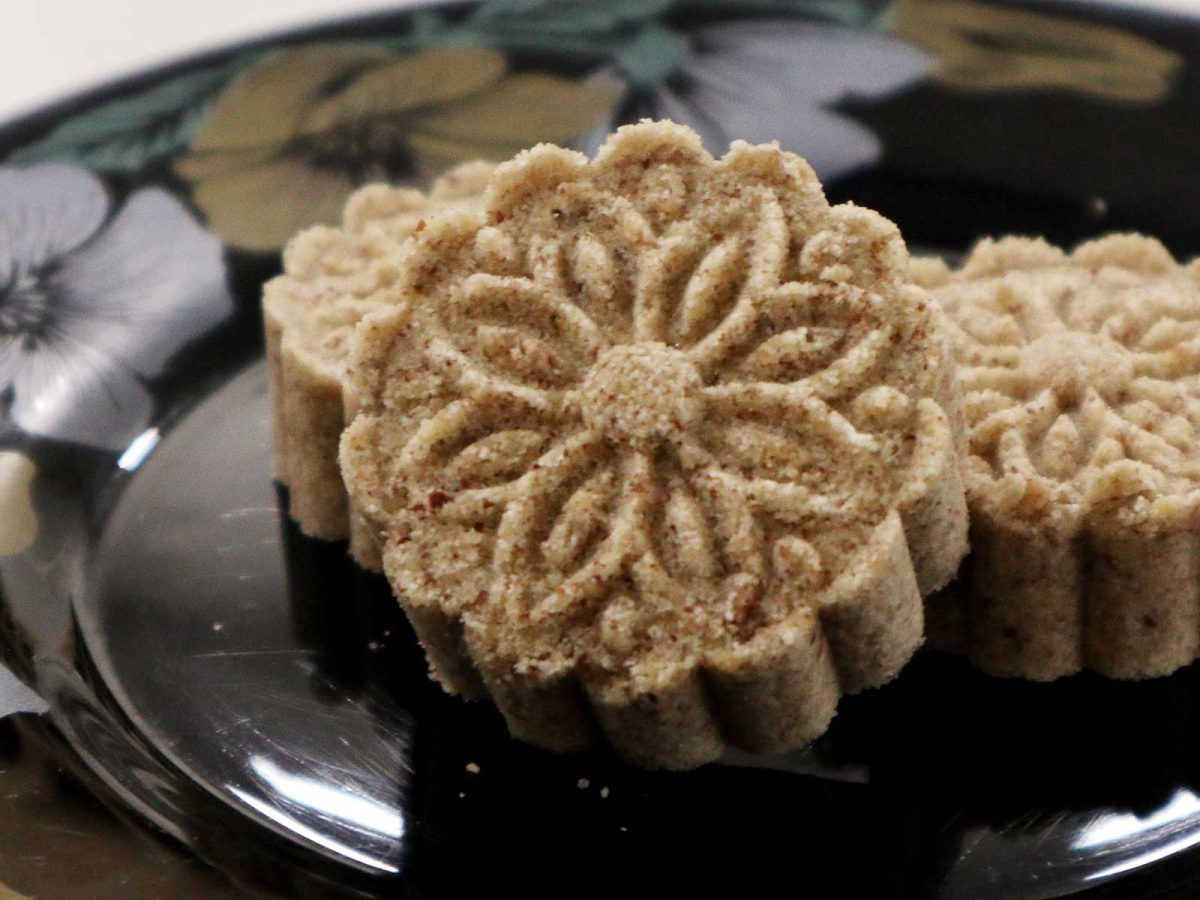Polvoron made with almond flour and shaped with monncake molds