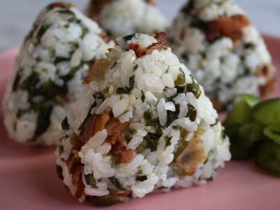 Bacon and wakame onigiri