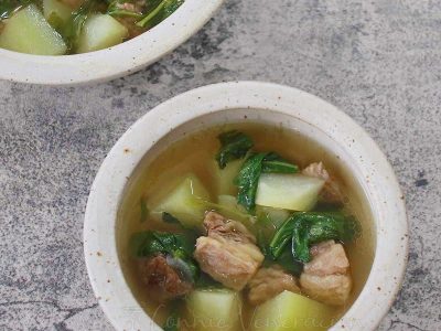 Ginger beef soup with chayote and spinach