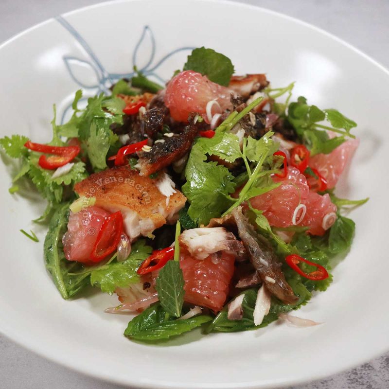 Pomelo and lemongrass salad