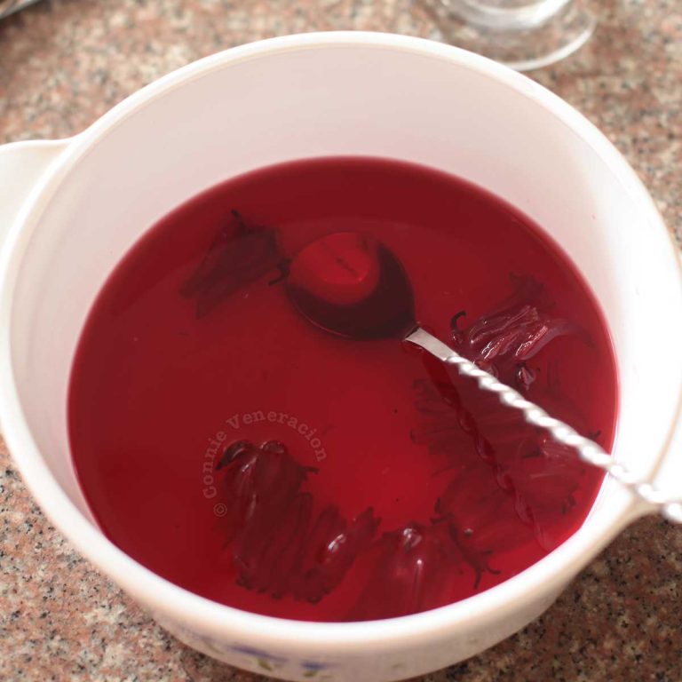Icecold hibiscus (roselle) juice