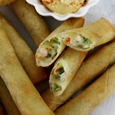Shrimp and cheese spring rolls