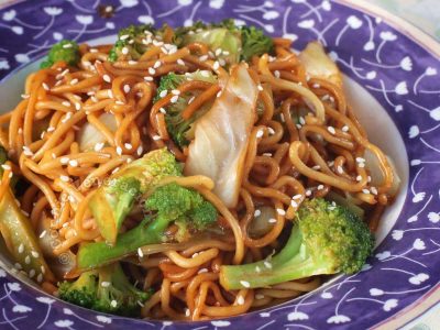 Vegan noodles, broccolo and cabbage with teriyaki sauce