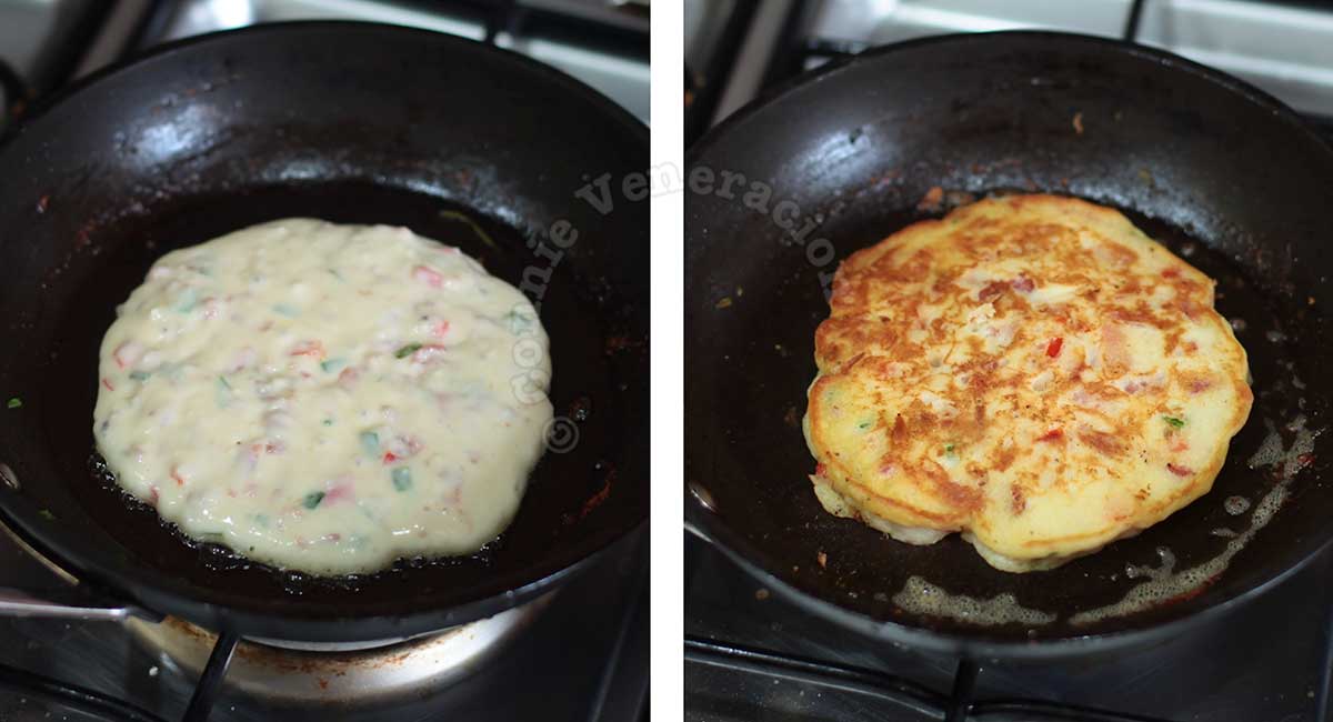 Cooking bacon pepper pancakes in cast iron pan