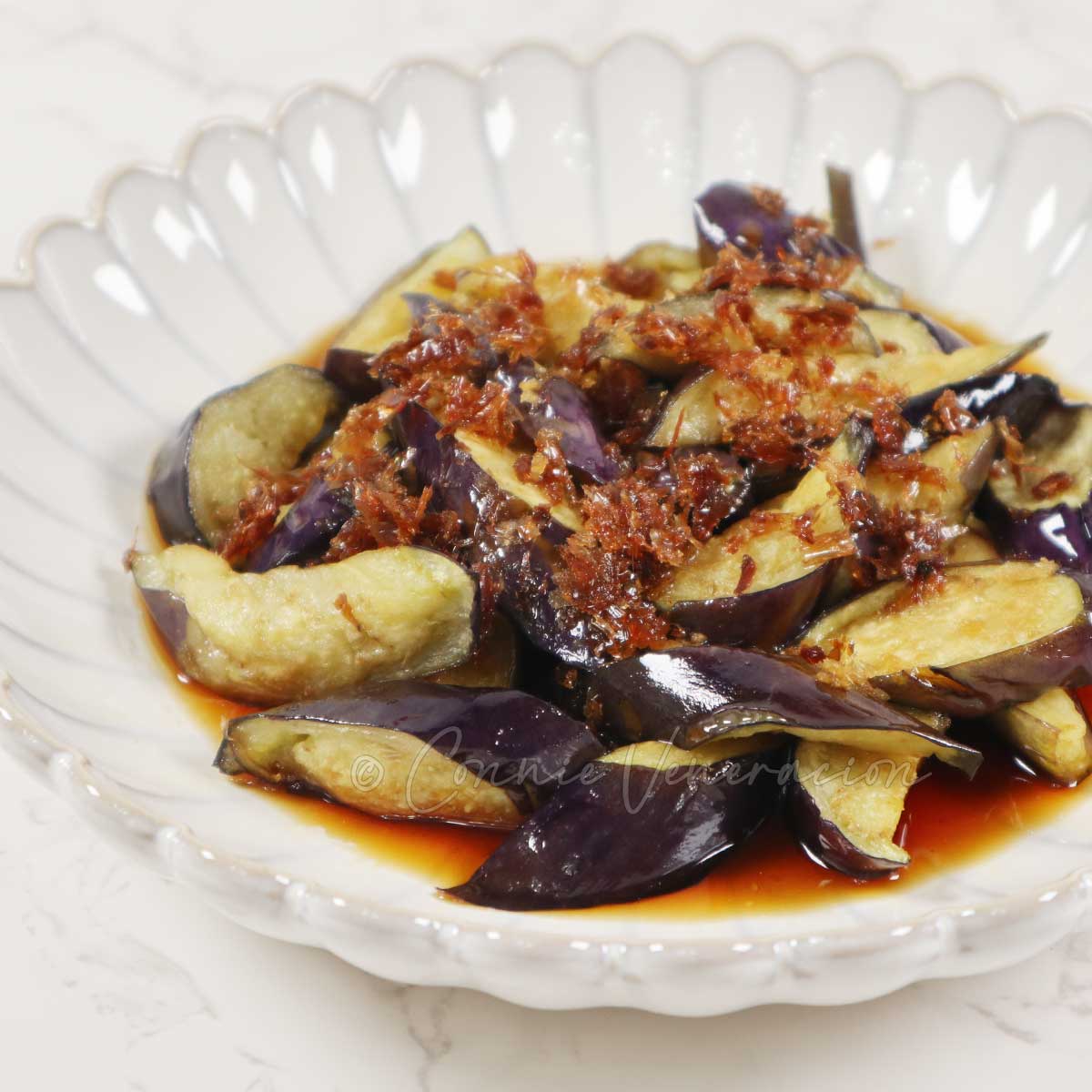 Fried eggplants with ginger dashi sauce