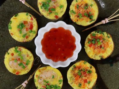 Chiang Mai street food-style mini omelettes with sausagemeat and shrimps