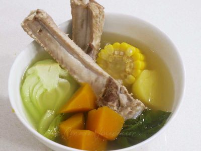 Pork ribs and vegetable soup (nilagang baboy)