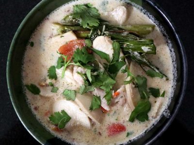 Thai chicken coconut soup (tom kha gai)
