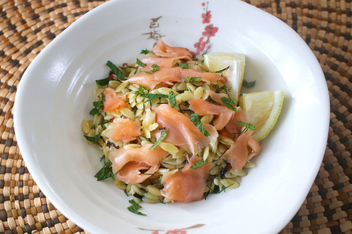 Spicy orzo with smoked salmon, lemon and herbs
