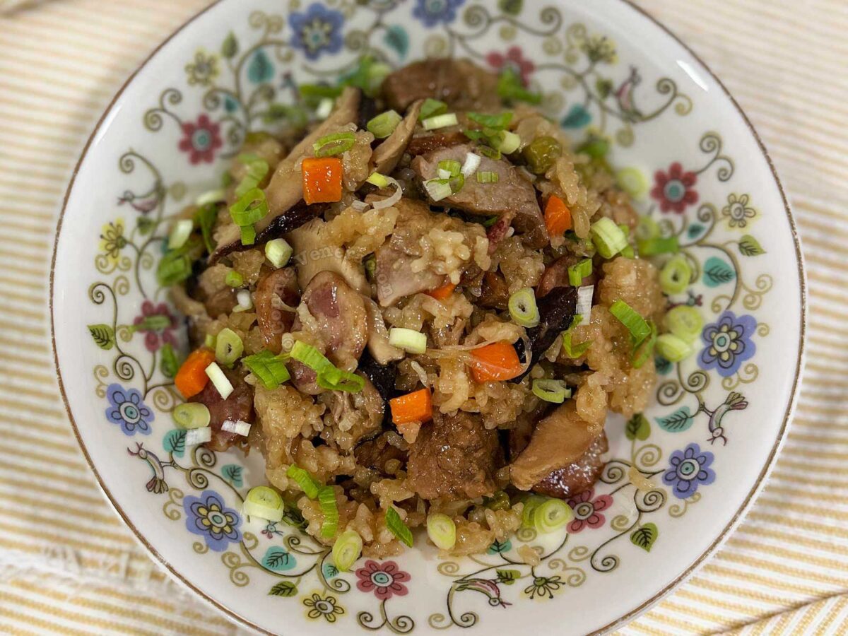 Sticky rice with pork, sausage and mushrooms