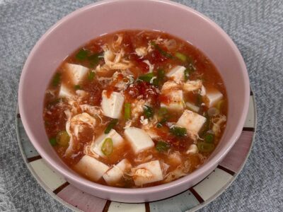 Tofu and tomato egg drop soup