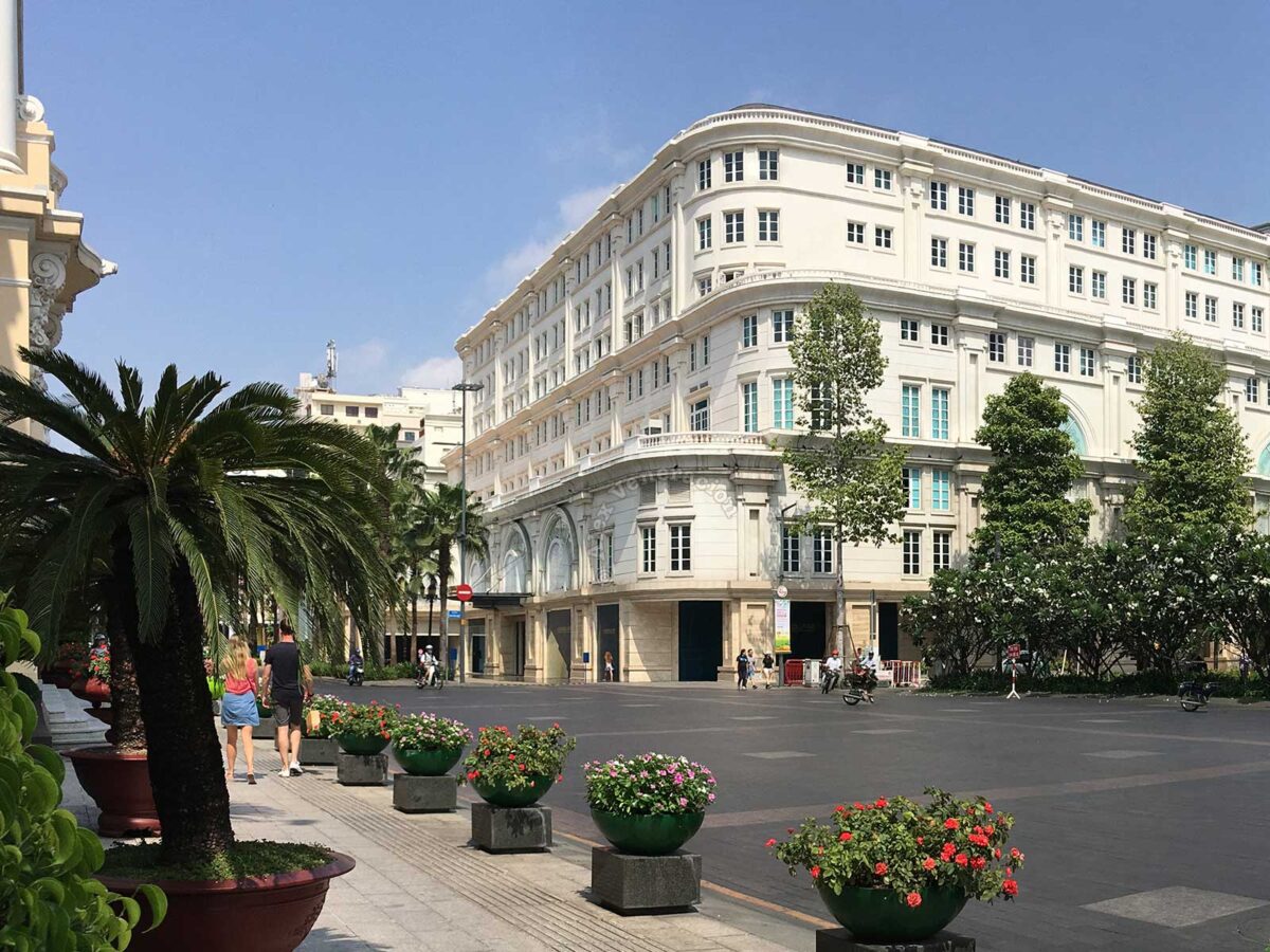 Continental Hotel, Saigon