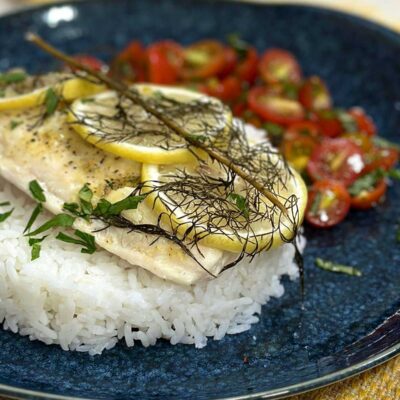 Baked fish with lemon and dill
