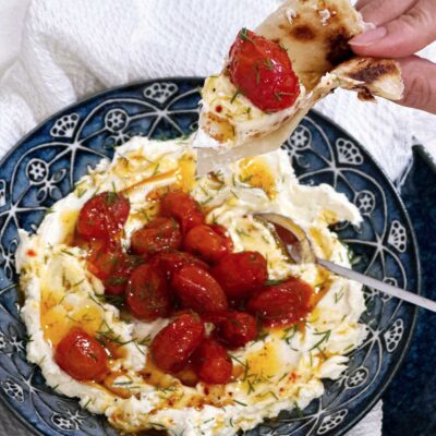 Cream cheese and roasted tomatoes dip / spread