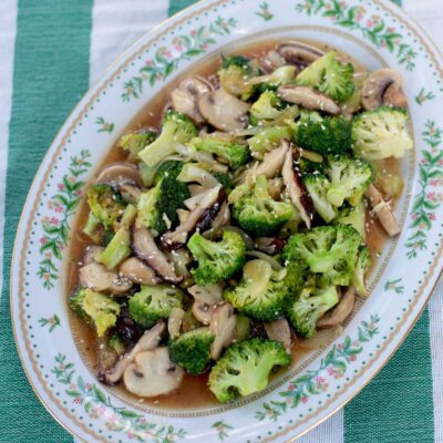 Mushroom and broccoli stir fry