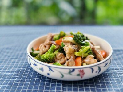 Easy chicken and broccoli stir fry