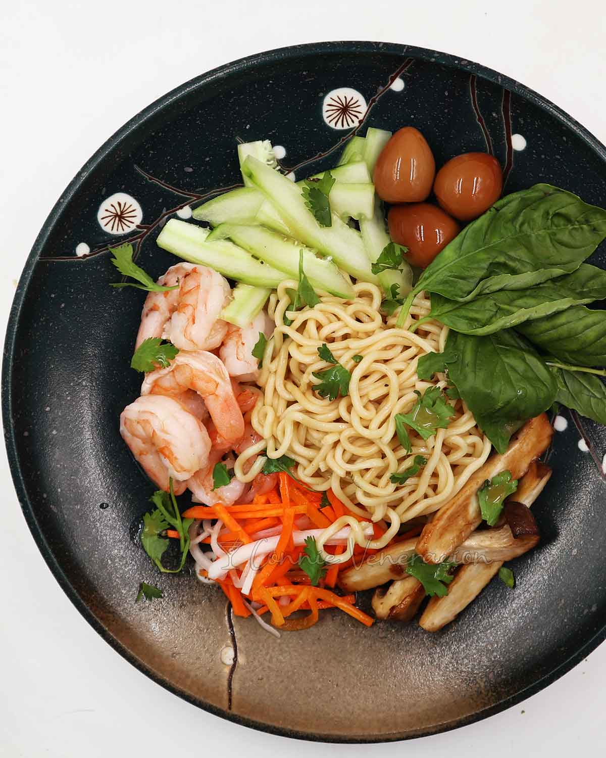 Asian cold noodle salad