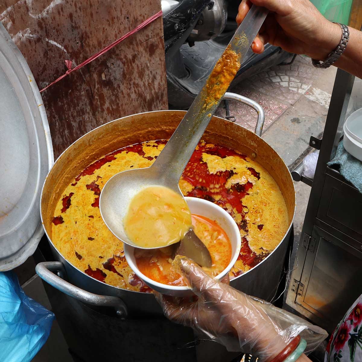 Bún cà-ri in Ho Chi Minh City