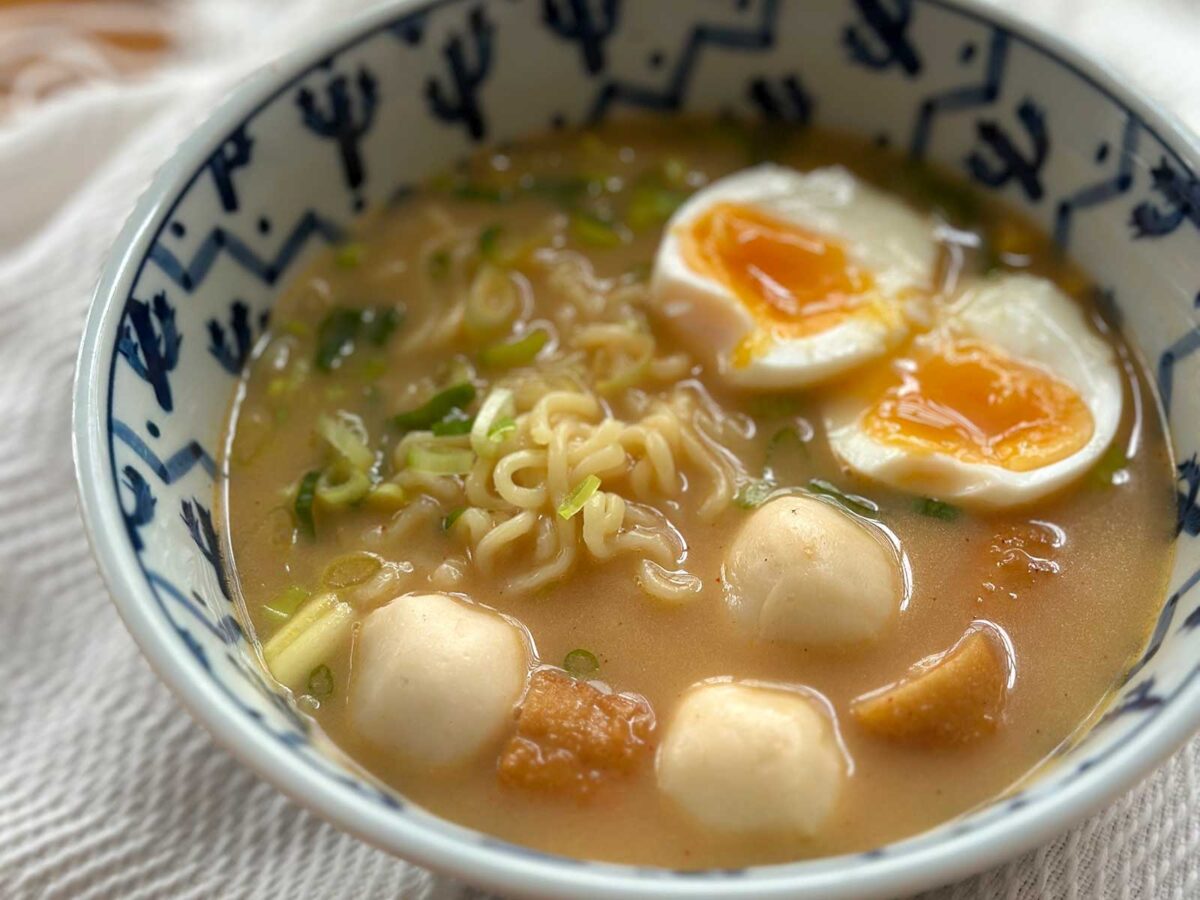 Instant ramen with soft-boiled egg and seafood balls