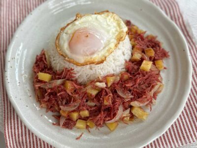 Corned beef, egg and rice for breakfast