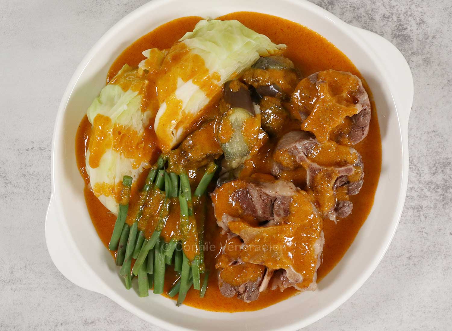 Oxtail kare-kare

